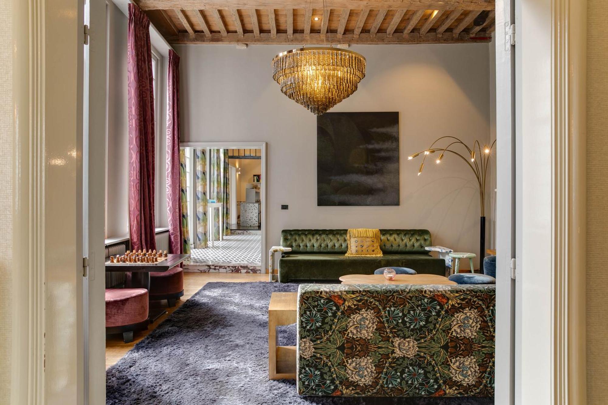 Small Luxury Hotel De Witte Lelie Антверпен Экстерьер фото