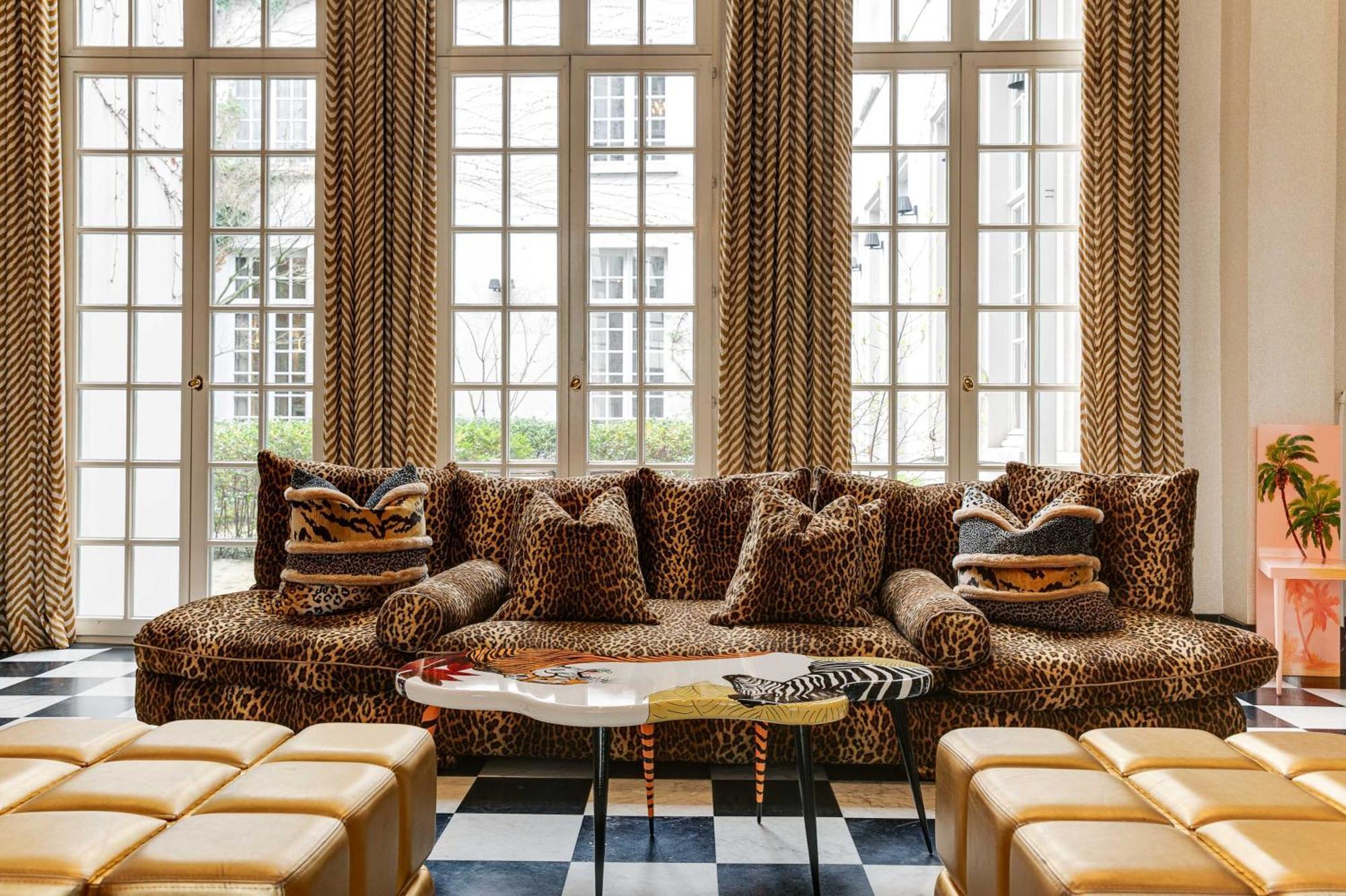 Small Luxury Hotel De Witte Lelie Антверпен Экстерьер фото