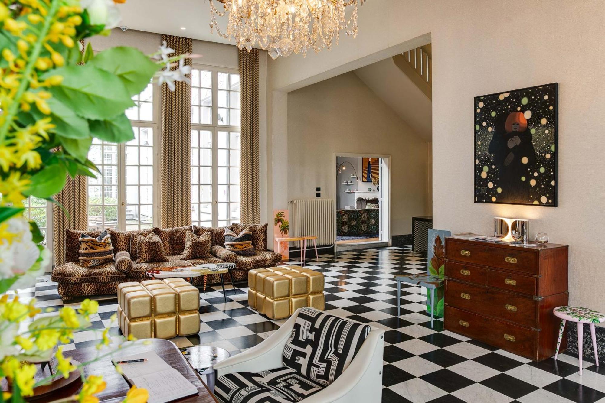 Small Luxury Hotel De Witte Lelie Антверпен Экстерьер фото