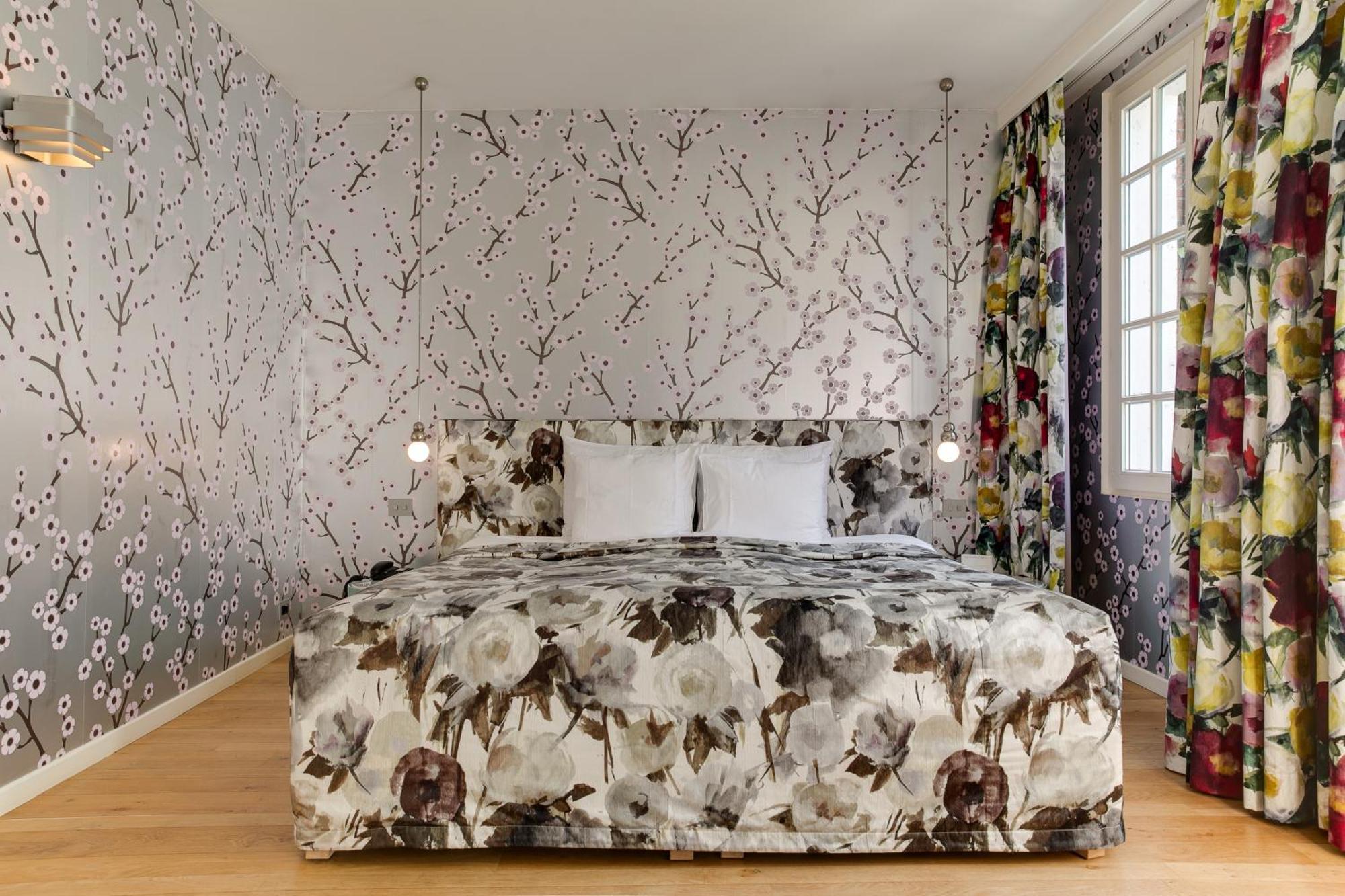 Small Luxury Hotel De Witte Lelie Антверпен Экстерьер фото